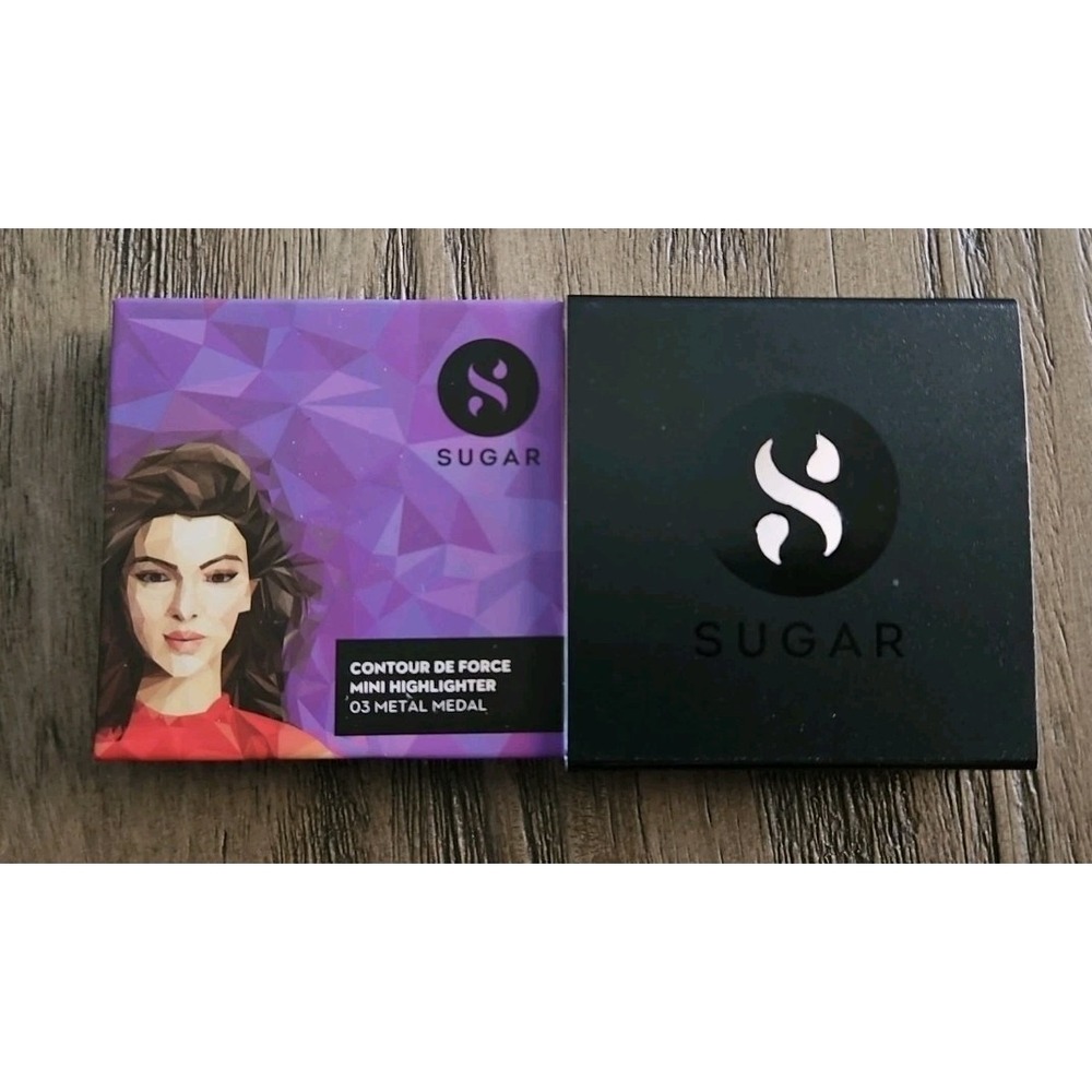 Sugar 03 METAL MEDAL Contour de Force Mini Highlighter - Travel Size
